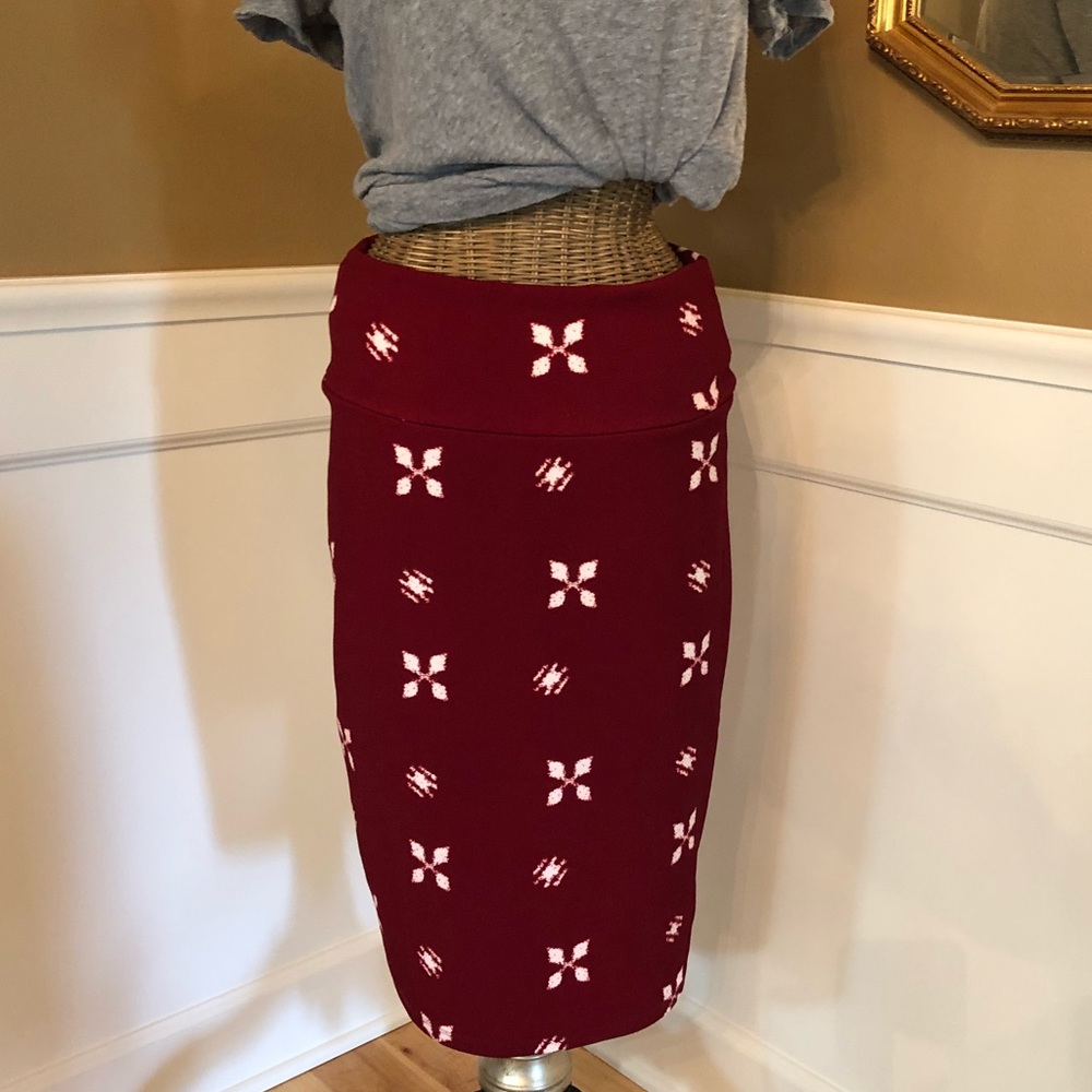 Maroon Printed LuLaRoe Cassie